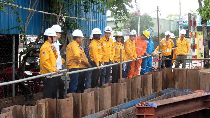 Kiểm tra thi công ống địa kỹ thuật tại công trường